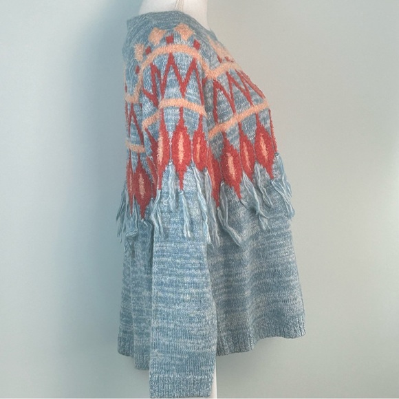 NWT Kensie Pullover Sweater With Fabric Tassel Fringe - Picture 5 of 10